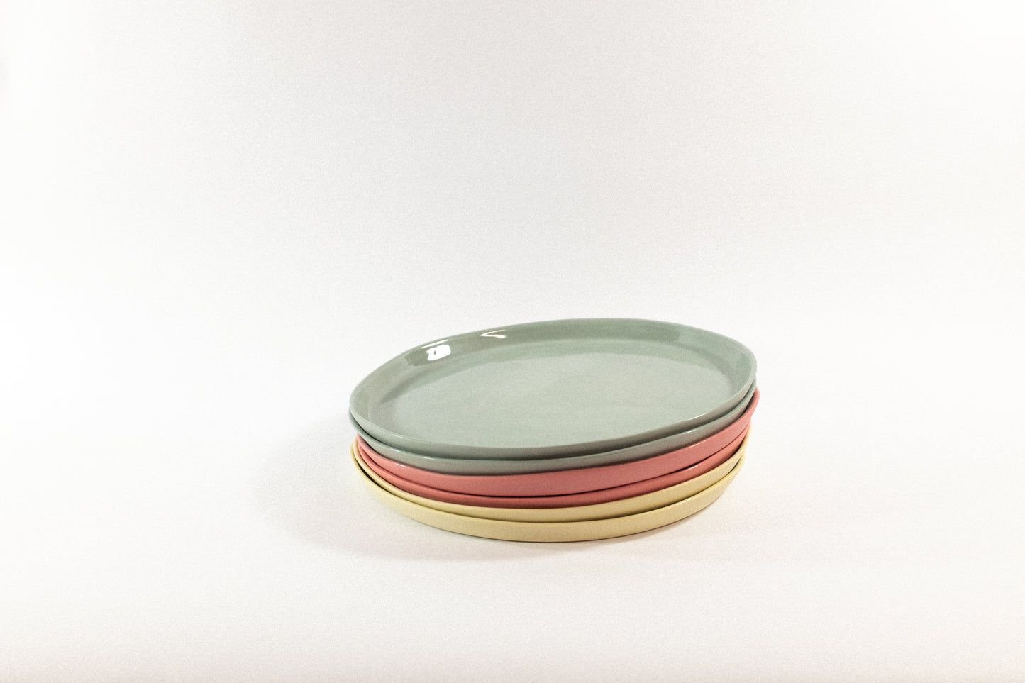 Dinner Plate Set (Assorted Colors)